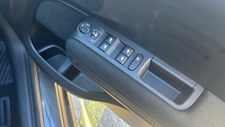 Citroen C3 Aircross 1.2 PureTech 110 Shine Plus 5dr Petrol Hatchback